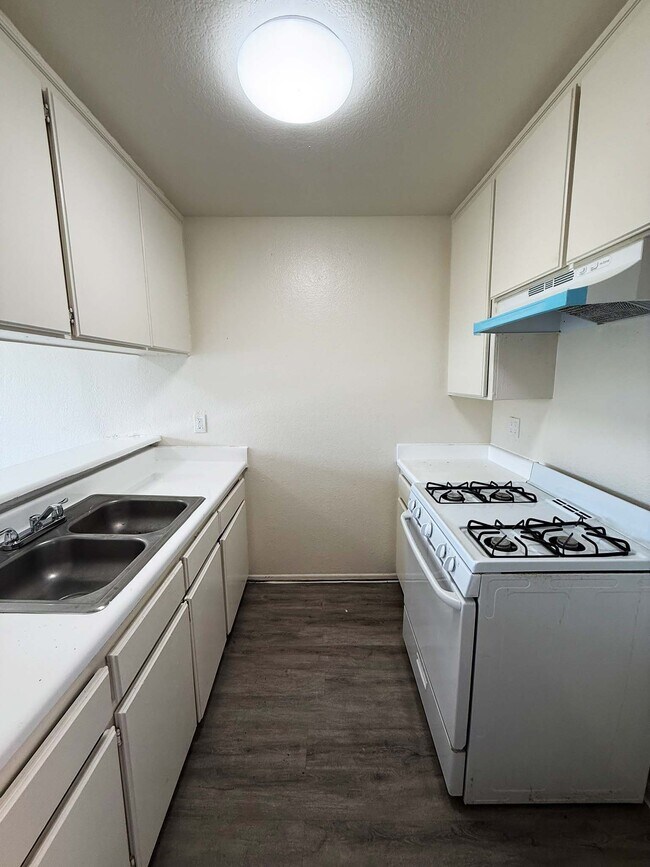 Photo - 1132 Wilmington Blvd Unit 106