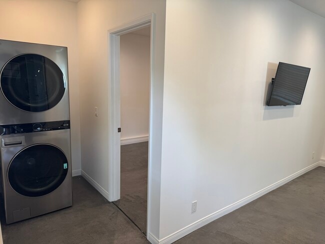 Photo - 19710 Roscoe Blvd