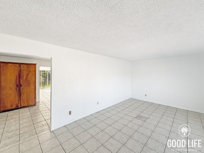 Photo - Beautiful 3Bd/2Ba Home With A 2 Car Garage Located In Mira Mesa!