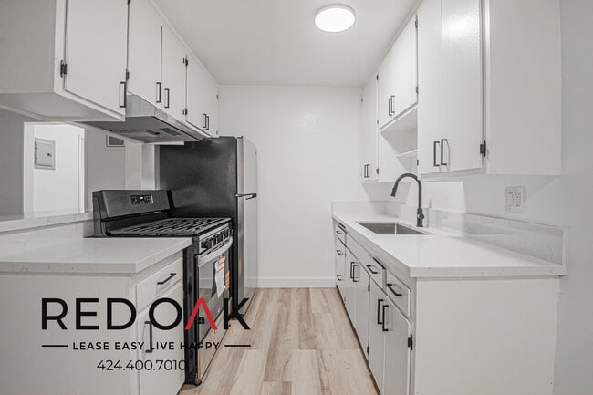 Photo - 230 N Grand Ave Unit 2