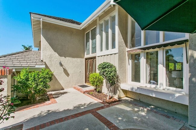 Photo - 28602 Silverton Dr