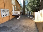 Photo - PARK IN THE GARAGE AND WALK TO ALL. URBAN ... House