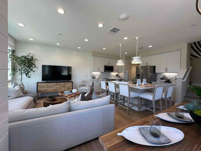 Photo - 502 spindle Way Townhome