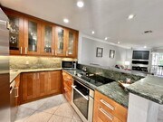 Photo - 3855 Albatross St
