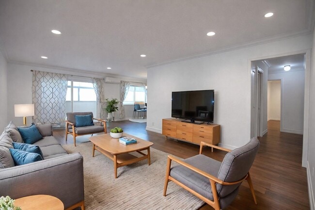 Photo - 1143 6th St Unit 104