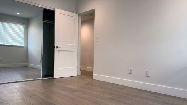 Photo - 5229 Virginia Ave Unit 5229