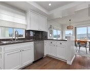 Photo - 319 Longden Ln