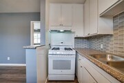 Photo - Charming Courtyard Apartments in West Adam...