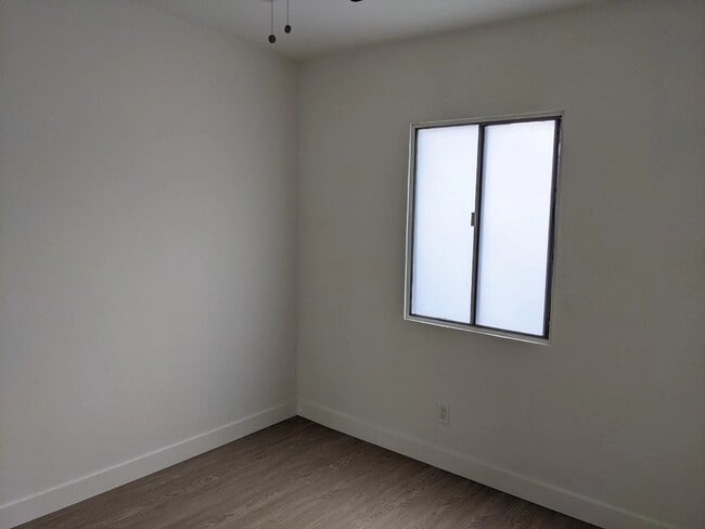 Photo - 1248 N Las Palmas Ave Unit 6