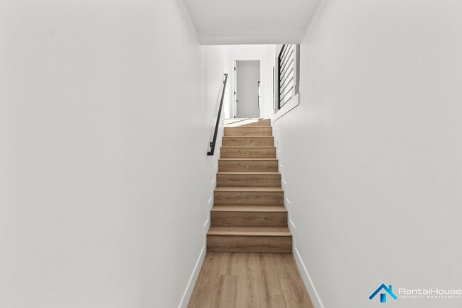 Photo - 3005 La Paz Dr