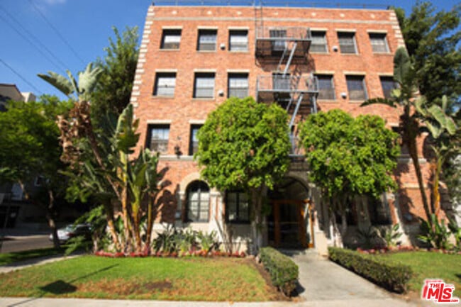 Building Photo - 361 S Detroit St Unit 103