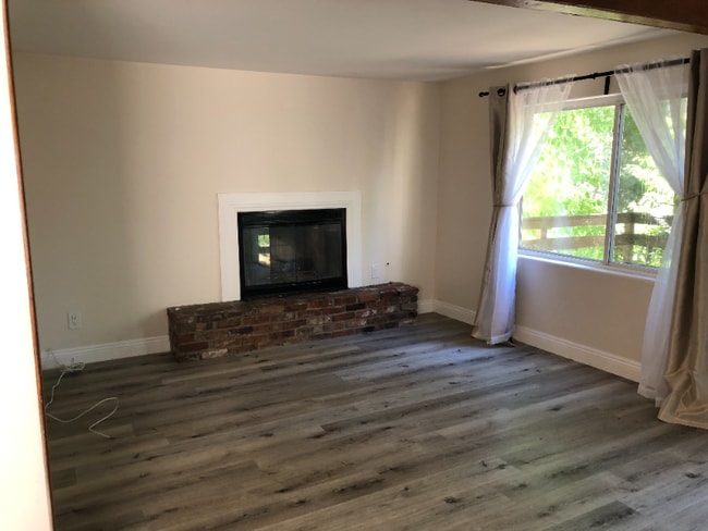 Photo - 22822 Azalia Ln