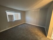 Photo - 2 Bedroom Condo for Rent in Canyon Country! Unit 5