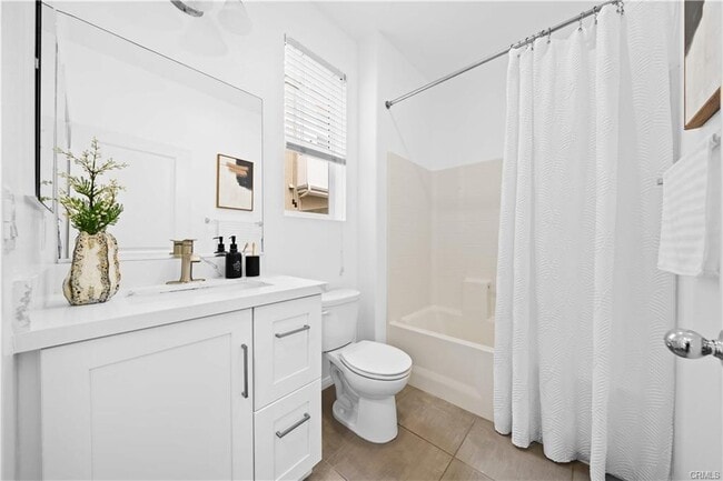 Building Photo - 145 Mongoose