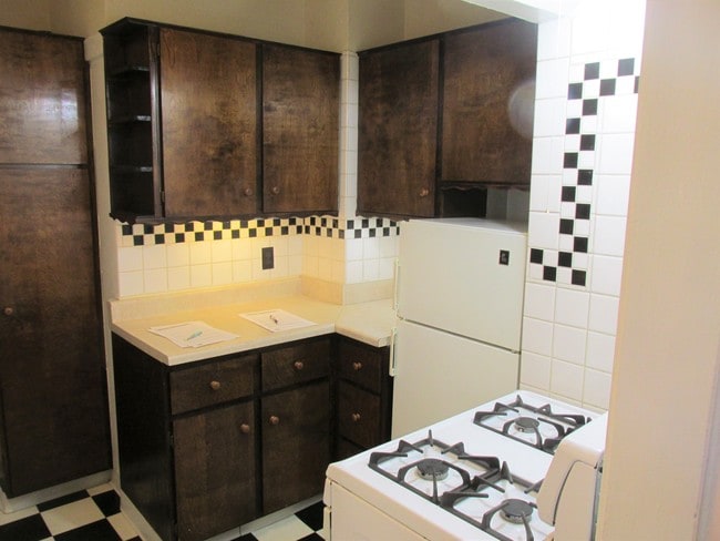 Kitchen - 502 N Vista St Unit 502