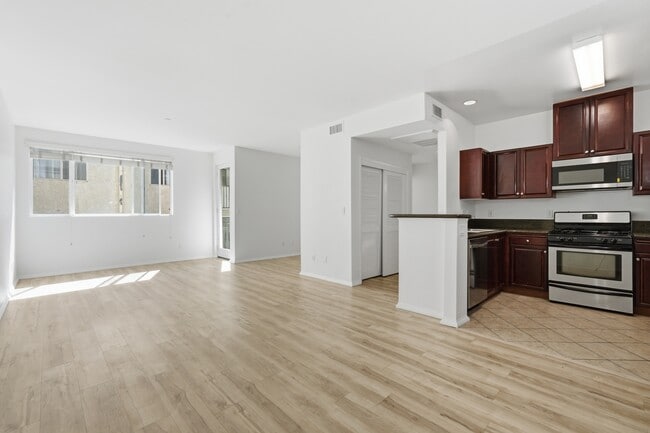 Building Photo - 13941 Sherman Way Unit 205