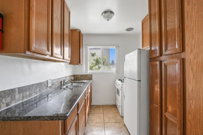 Photo - 815 Pacific Ave Unit 5