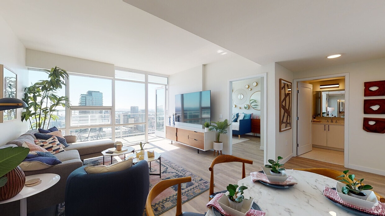 3D Tour - Broadway Towers