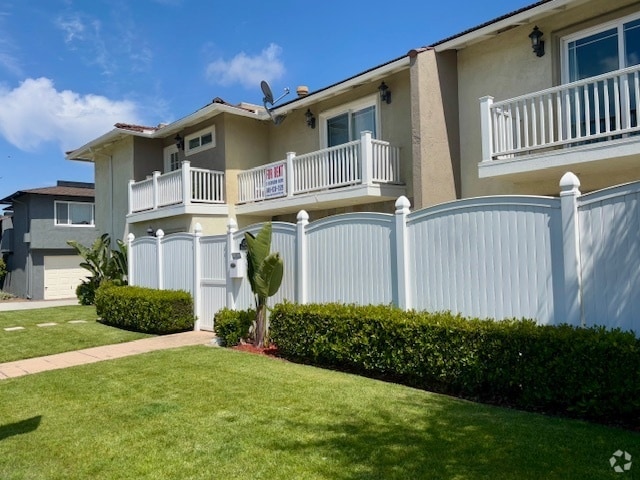 Building Photo - 4150 Patrice Rd Unit Patrice Road Rental