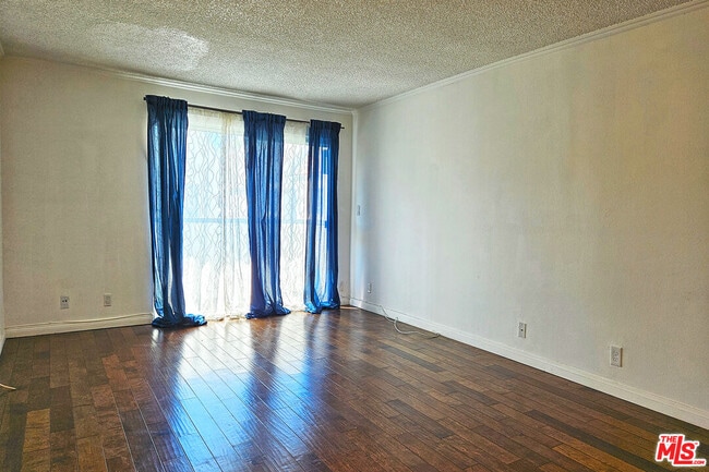 Photo - 618 N Howard St Unit 241