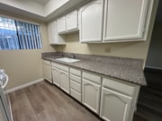 Photo - 515 E Elmwood Ave Unit 104