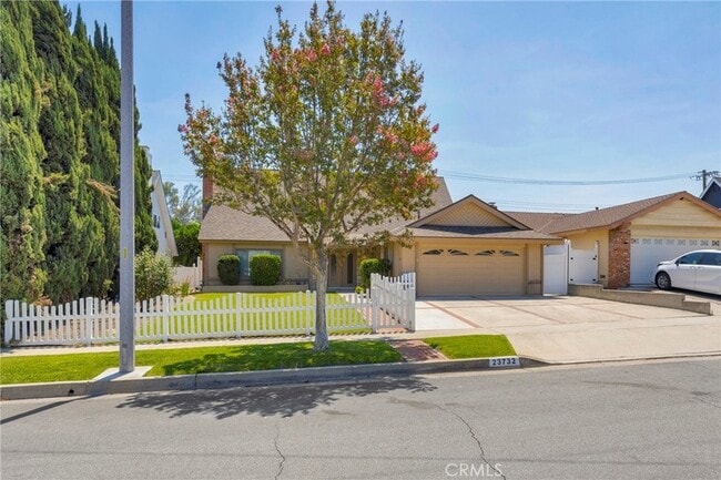 Photo - 23732 Cavanaugh Rd