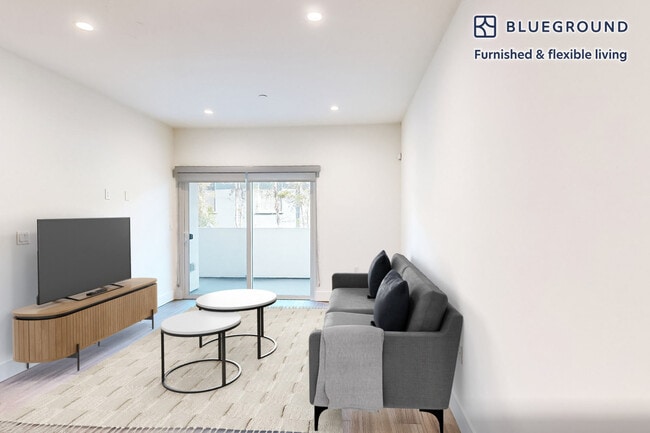 Building Photo - 518 N Gramercy Pl