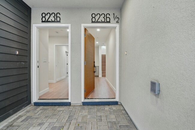 Photo - 8234 Blackburn Ave Townhome
