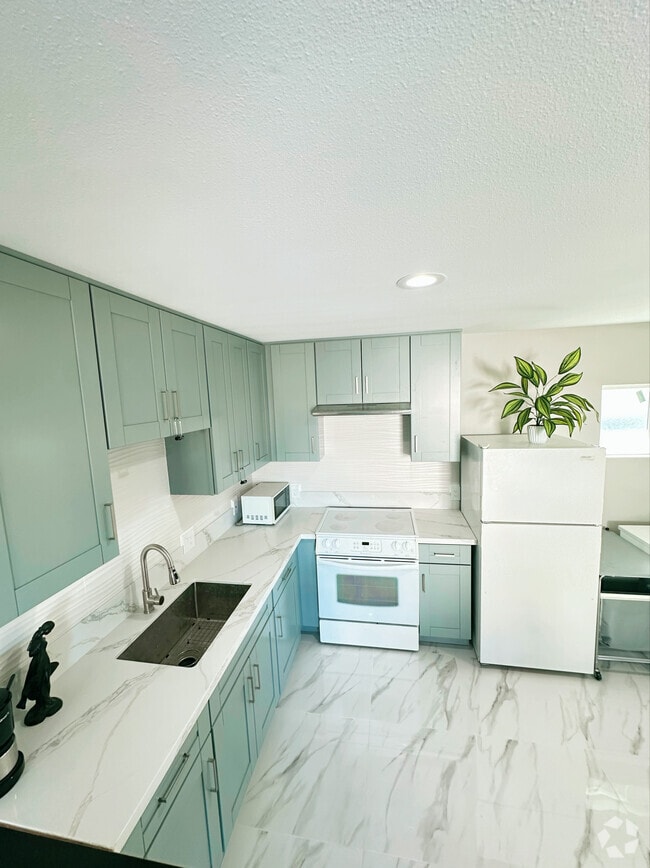 Building Photo - 10243 Westonhill Dr Unit 10243 Rental