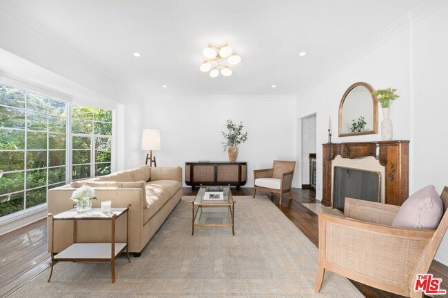 Photo - 201 S Bristol Ave