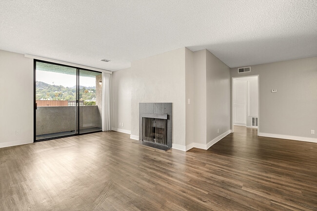 Photo - 4250 Coldwater Canyon