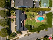 Photo - 804 N Rodeo Dr House