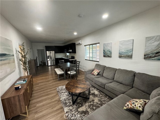 Building Photo - 533 E 36th St