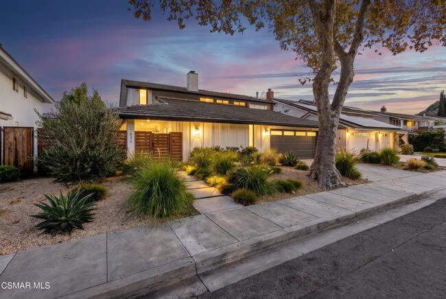 Photo - 1632 Camberwell Pl