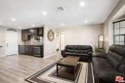 Photo - 213 S Ventura Pl House