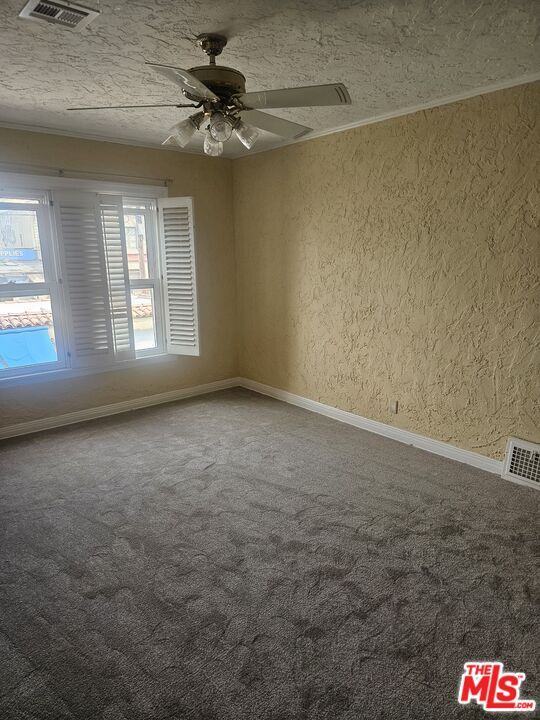 Photo - 122 N Detroit St