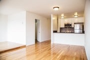 Photo - West Knoll Plaza Apartments