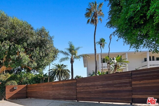 Photo - 27400 Pacific Coast Hwy Unit 108