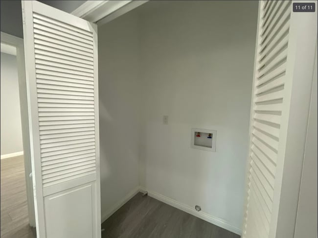 Washer and dryer hook ups - 13202 Vaughn St