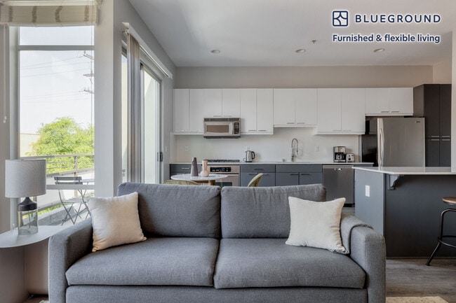 Photo - 4055 Redwood Ave Unit FL4-ID1074