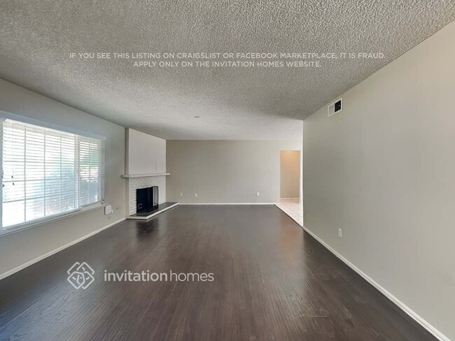 Photo - 27331 Fisher St