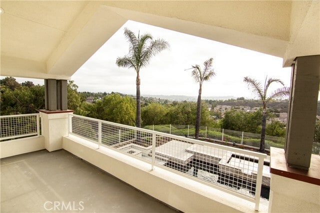 Photo - 30 Skycrest