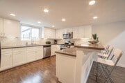 Photo - 1107 Loma Dr Condo Unit C