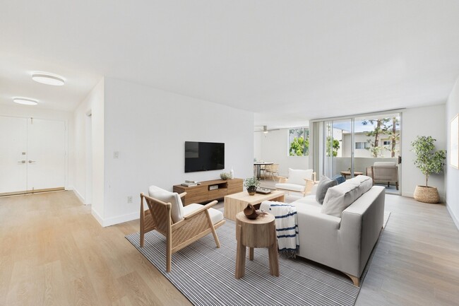 Photo - Mammoth Park Towers