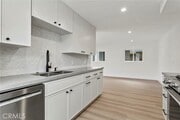 Photo - 913 E Balboa Blvd Townhome