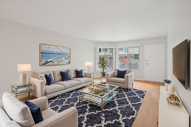 Photo - 123 California Ave