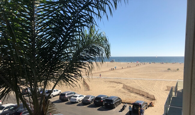 Beach View - 723 Palisades Beach Rd Unit 211