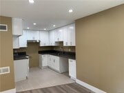 Photo - 219 E Maple St Unit 2
