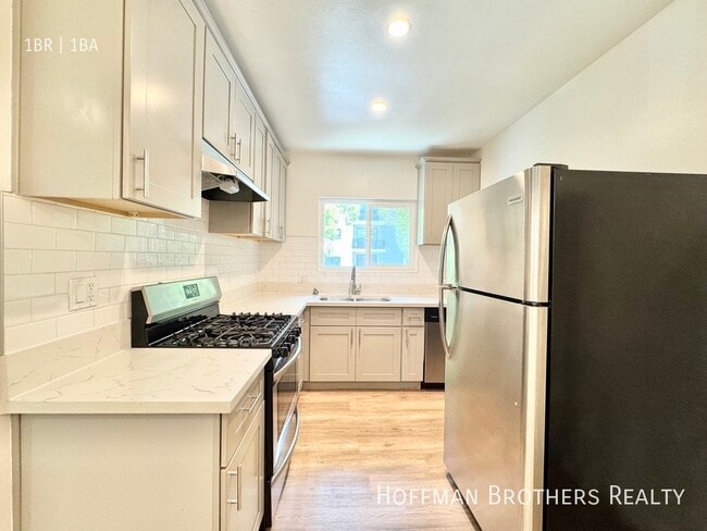 Photo - 859 S New Hampshire Ave Unit 101