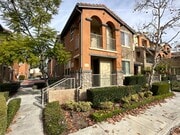 Photo - 611 McKenna St